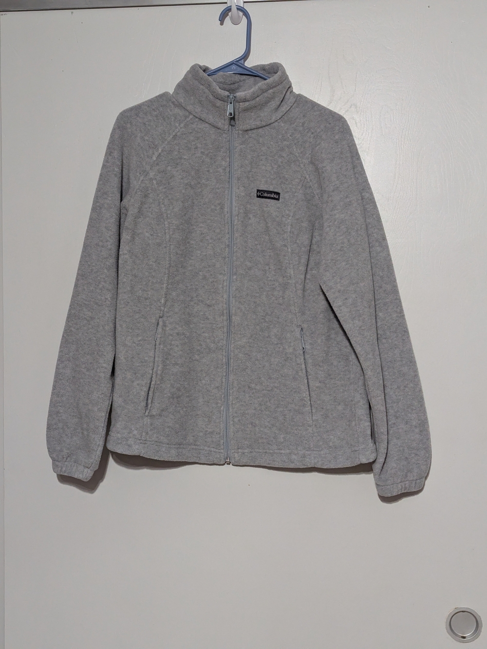 Columbia Women’s Light Gray Full-Zip Fleece Jacket